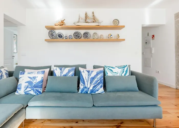 Alfama Terrace River And Historic View Spacious And Charming Ground Floor 18th Century Building *