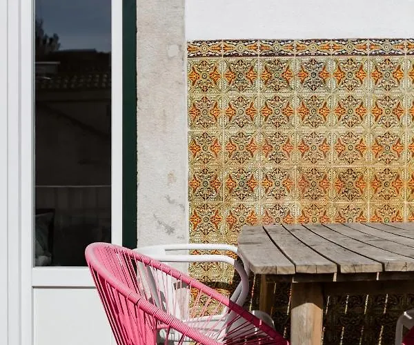 Alfama Terrace River And Historic View Spacious And Charming Ground Floor 18th Century Building Lisboa