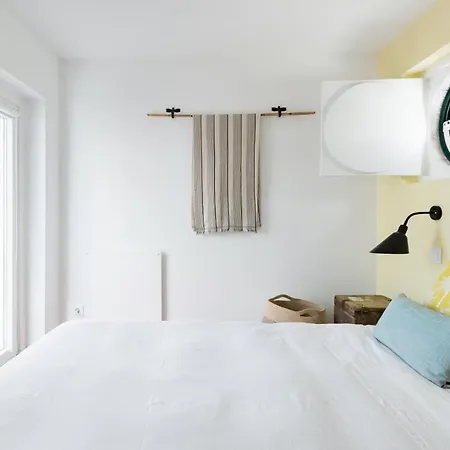 Alfama Terrace River And Historic View Spacious And Charming Ground Floor 18th Century Building Apartamento Lisboa
